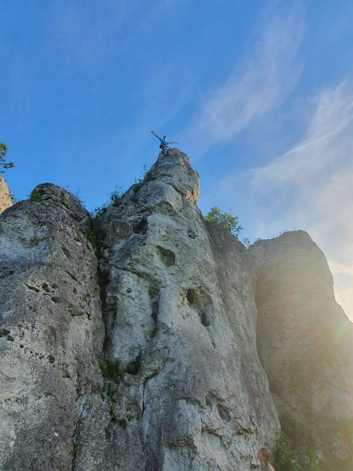 climber /images/climber.jpeg#rounded-about